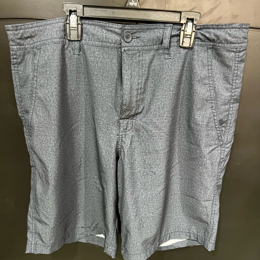 🎉 Mossimo Hybrid Shorts